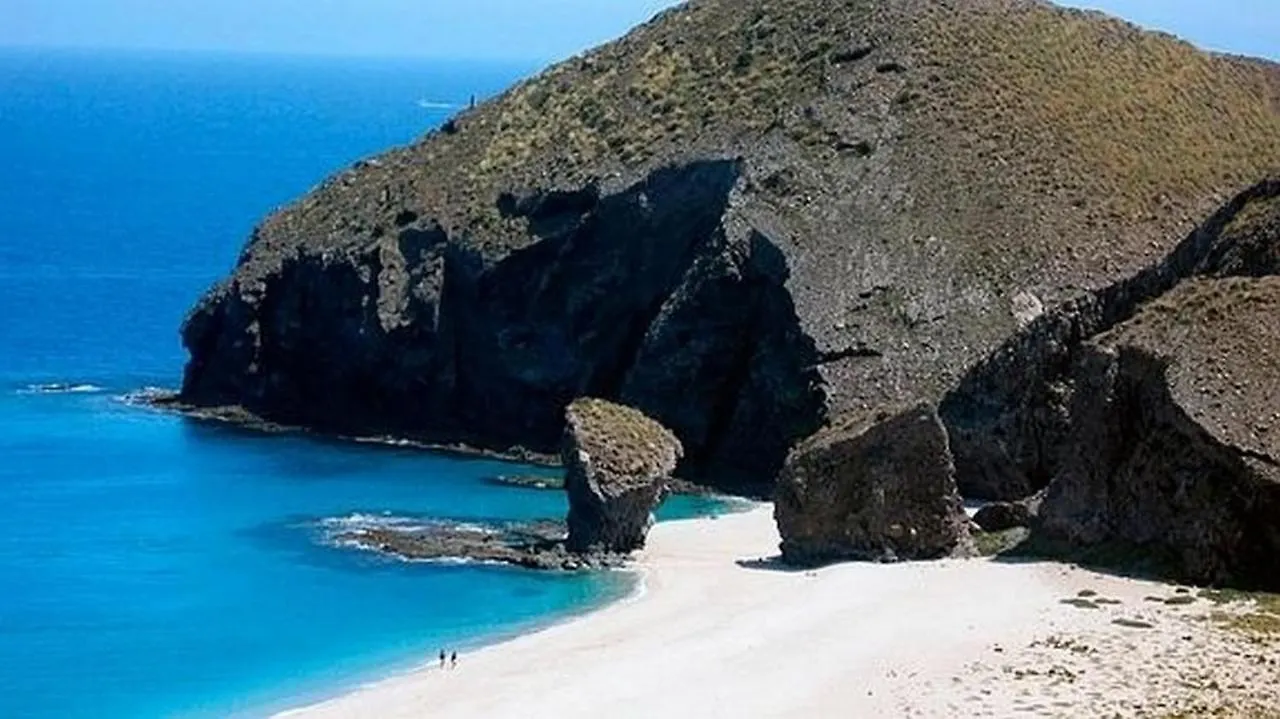 Homes Of Spain, Salinas De Vera, Apartmento 2 Dormitorios, 2 Banos, Vistas Piscina, Wifi Playas de Vera Spain