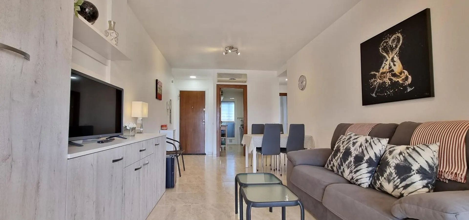 Homes Of Spain, Salinas De Vera, Apartmento 2 Dormitorios, 2 Banos, Vistas Piscina, Wifi Playas de Vera Spagna